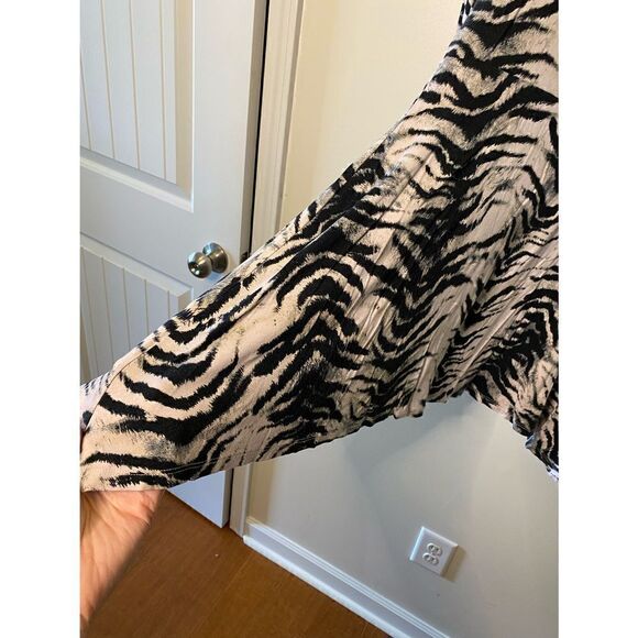 Carole Little Animal Print Tunic - Picture 6 of 6